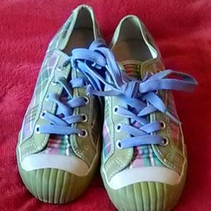 PF-FLYERS super cute